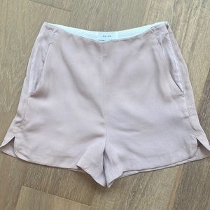 Reiss Size 2 Lavender Matte Crepe Short with Pockets and Vented Side Detail